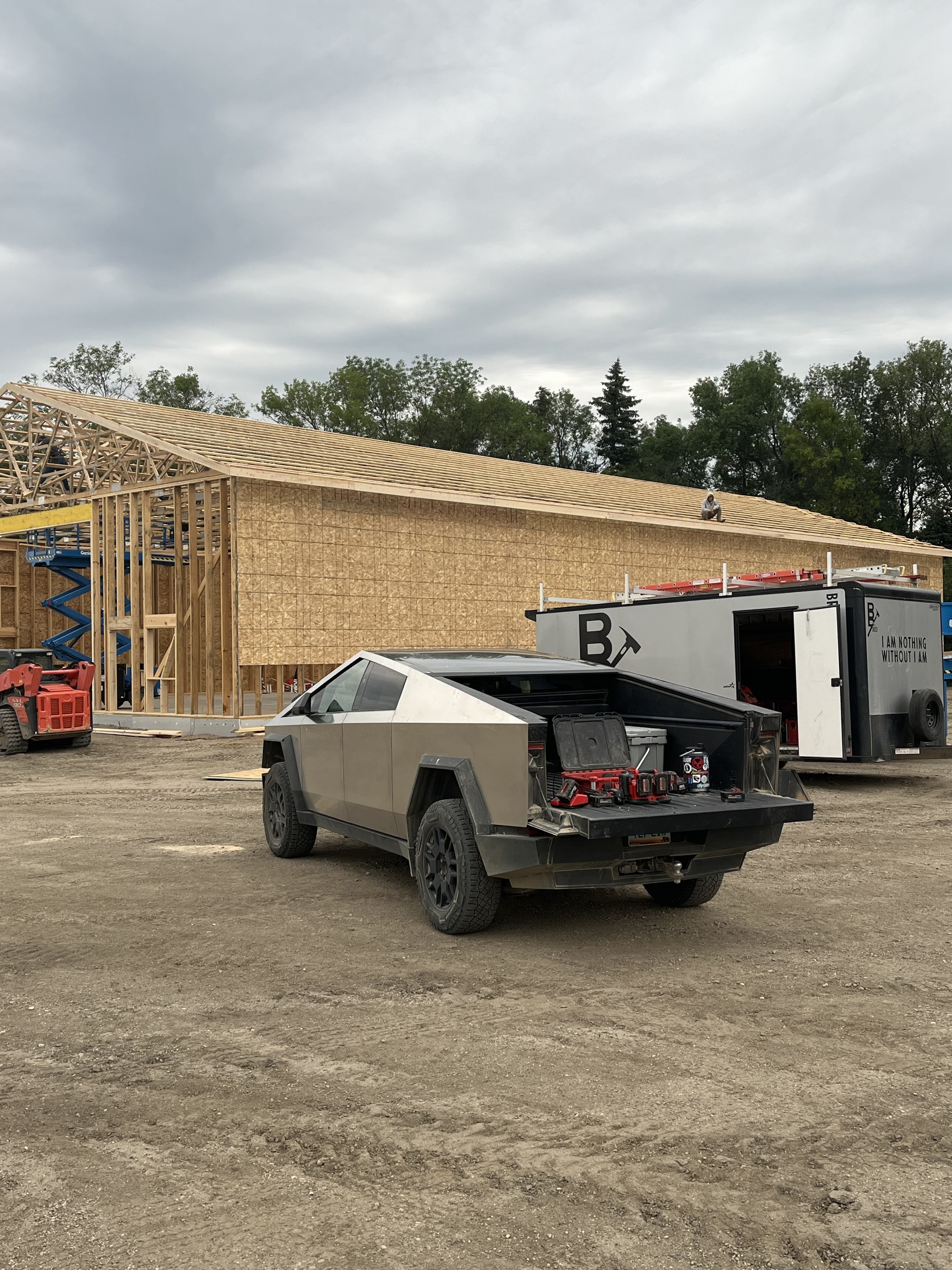 Brendemuhl Brothers barn build in Eastern North Dakota